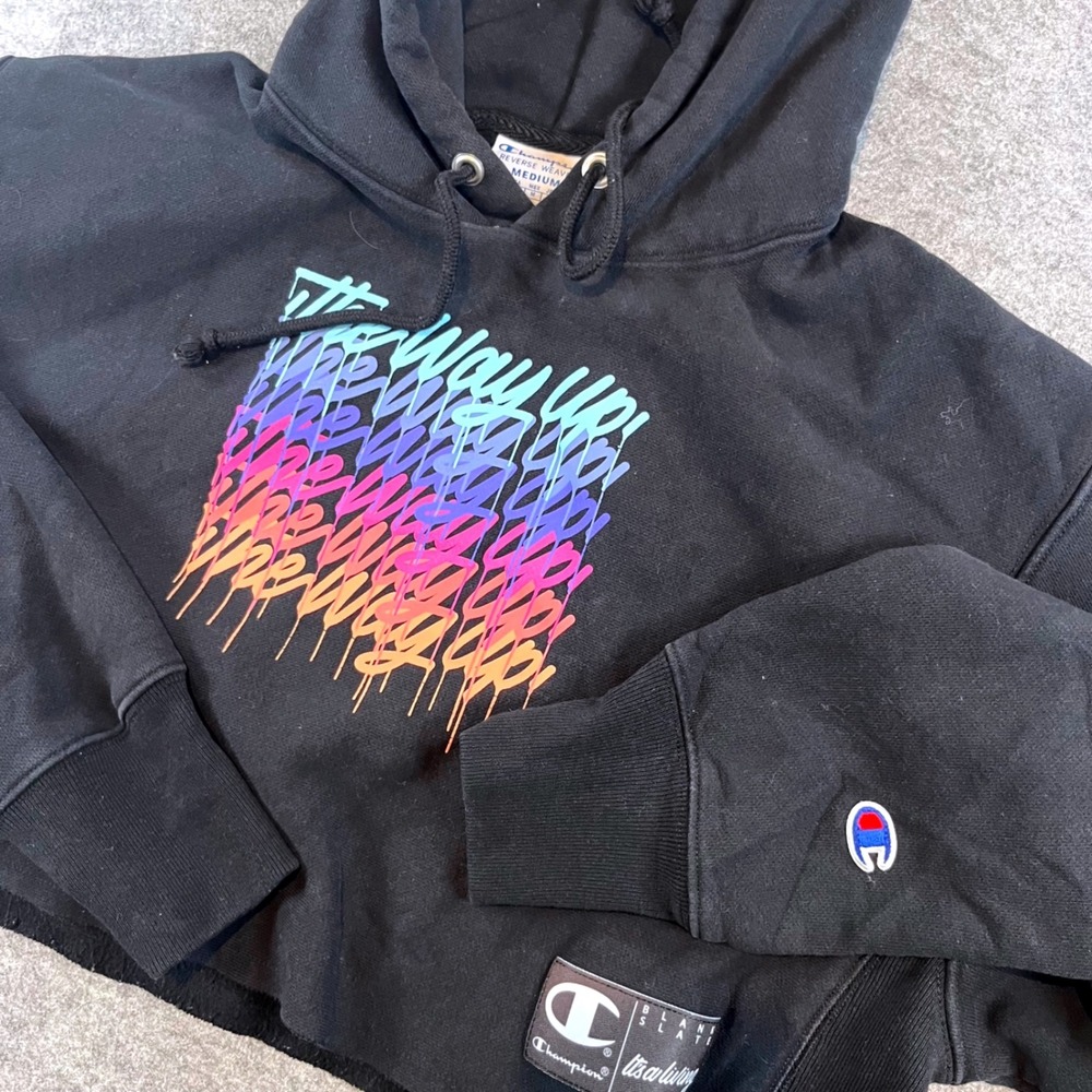 Champion Women Weave Cropped Hoodie Black Graffiti Graphic Medium Streetwear